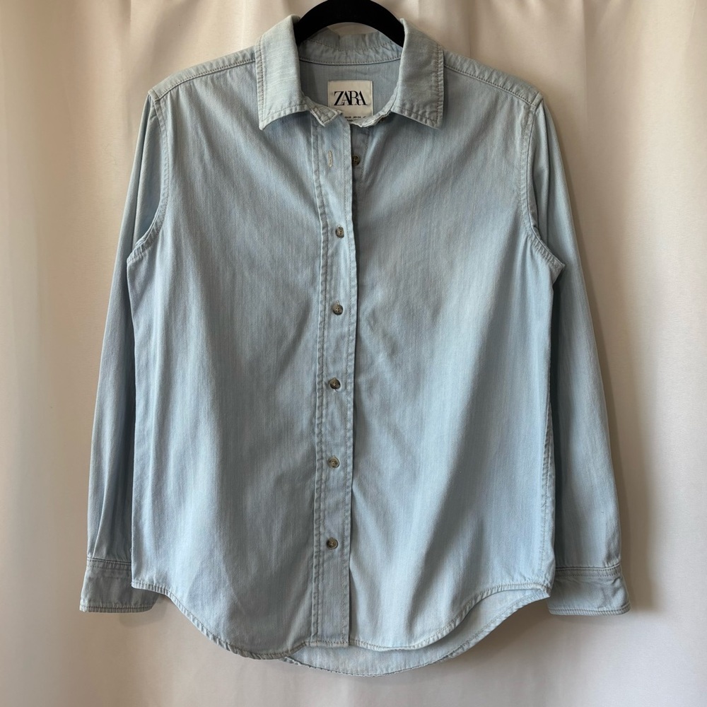Zara Women's Light Blue Button Down Shirt